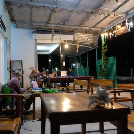A Pousada Phu Quoc Backpacker Exterior foto